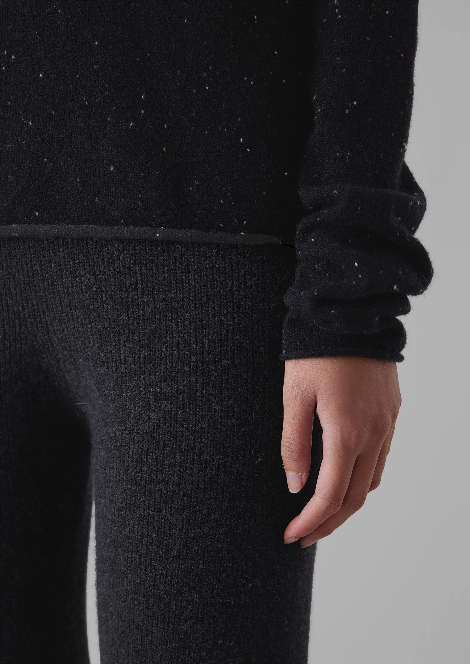 Cashmere Slim Leg Pants | Charcoal