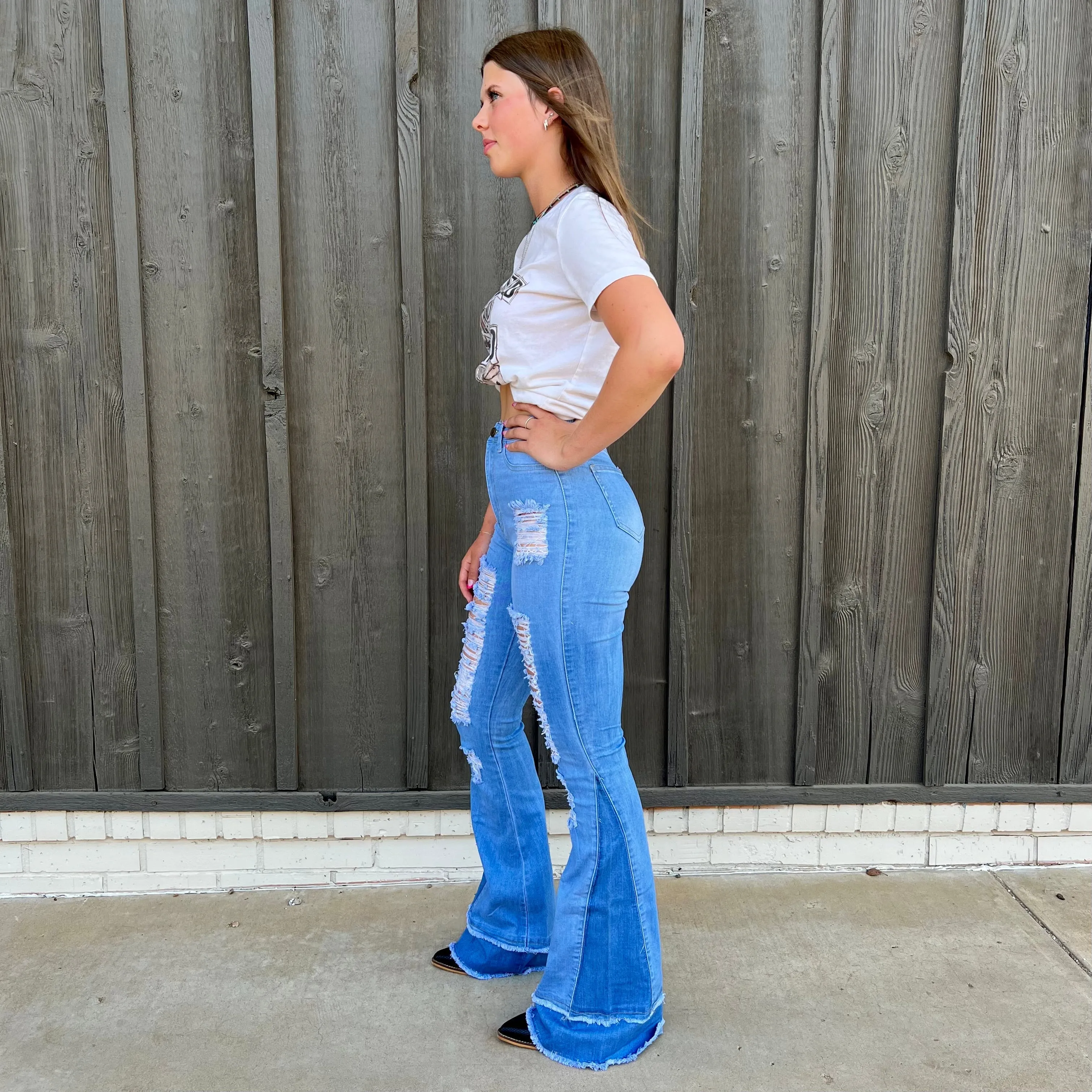 Retro Girl Light Wash Flares