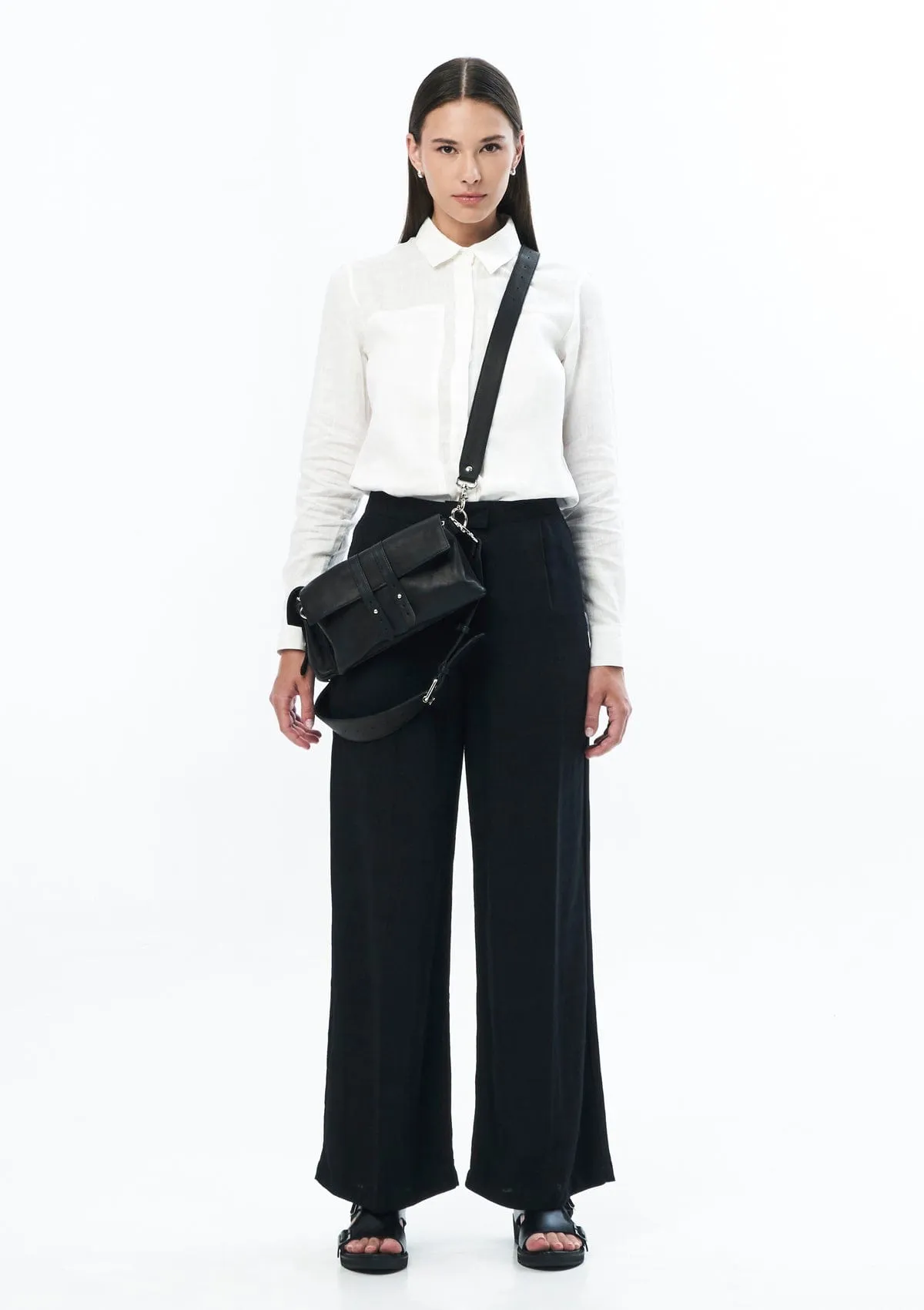 TAILORED LINEN TROUSER IN BLACK