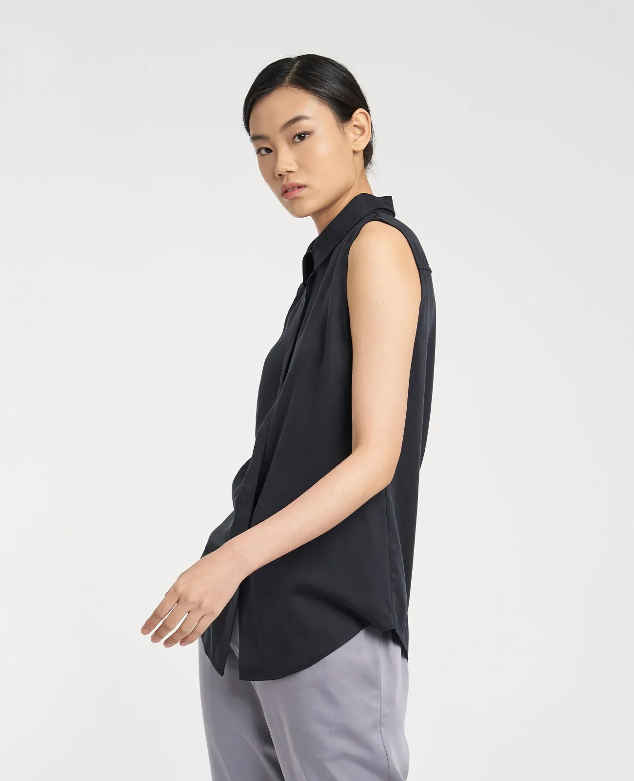 Tencel Sleeveless Shirt