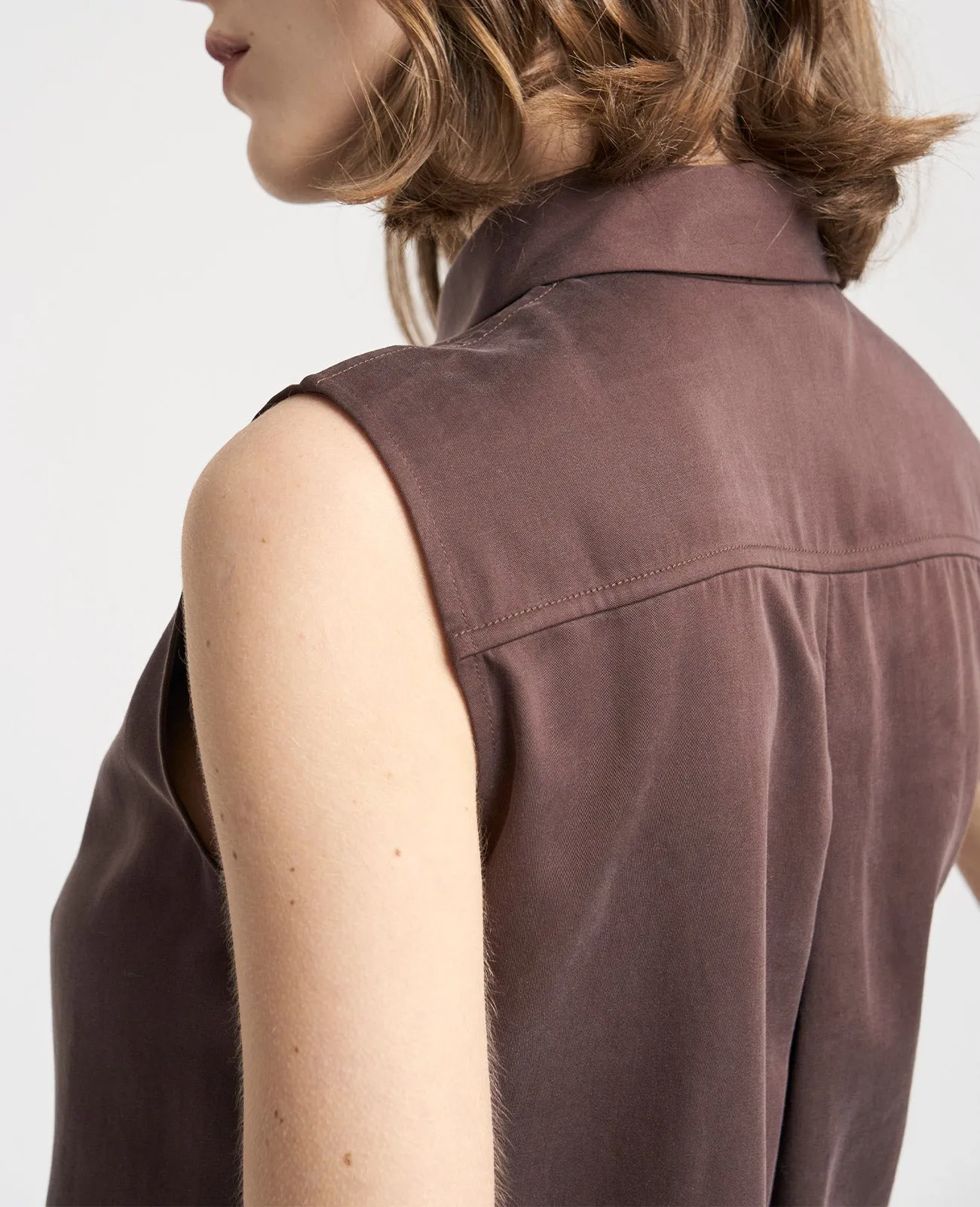 Tencel Sleeveless Shirt